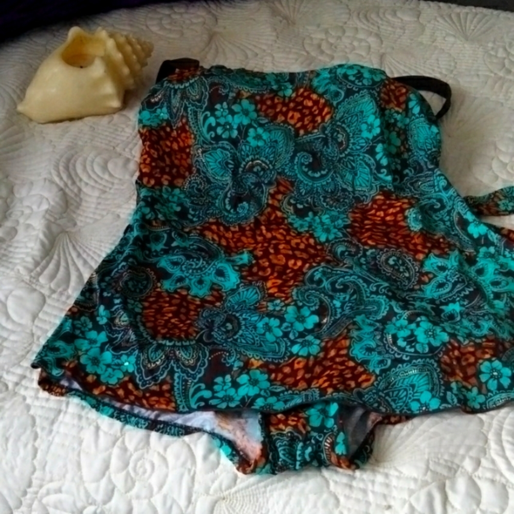 Swim suit